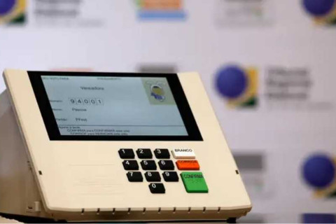 Eleições 2024: 11 municípios brasileiros elegeram prefeito, vice e vereadores de mesmo partido