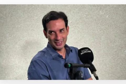 Leo Prates oficializa saída do PDT após mudança de rumo do partido na Bahia.