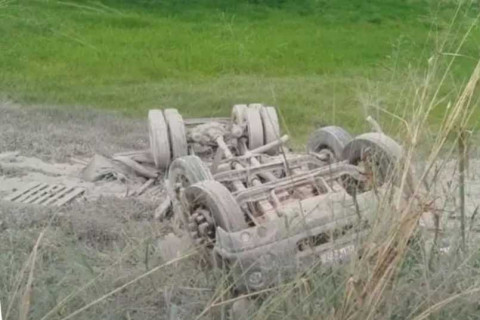 Motorista de João Dourado morre em acidente de caminhão em trecho da BA-131 no norte baiano
