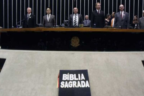 Bahia tem mais de 300 candidatos declarados como pastores nas urnas para às eleições de 2024; saiba mais